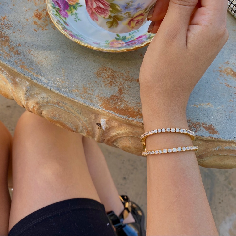 New 14k Gold Plated Tennis Bracelet 6.5" inches - Picture 3 of 16